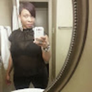 Meet your Posher, Aisha